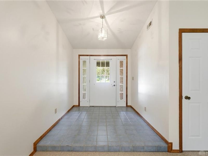 8764 Cheers Circle, Huber Heights, OH 45424 Photo 8
