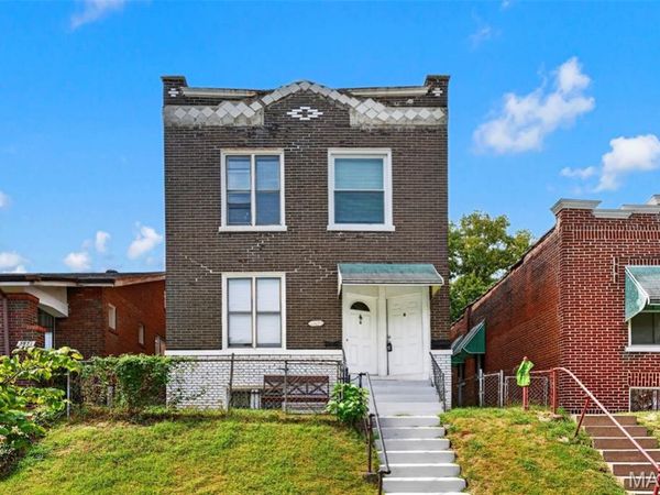 3829 S Compton Avenue, St Louis, MO 63118