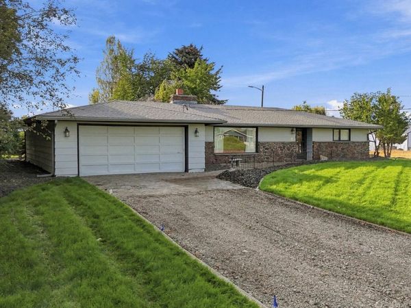 9811 N Edna St, Spokane, WA 99208