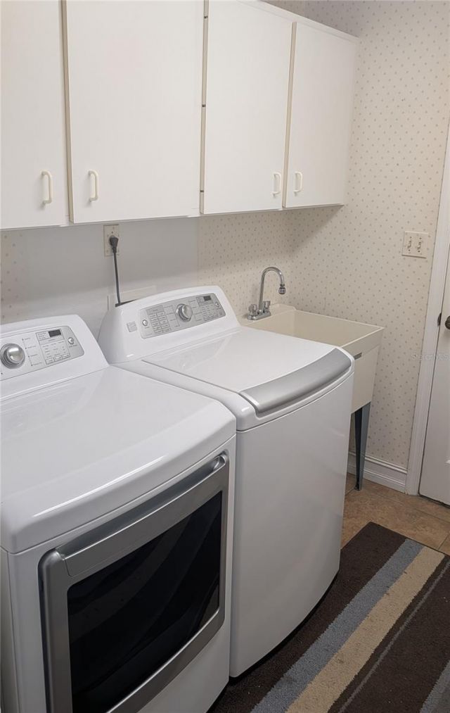 4615 Oak Forest Drive E, Unit 22, Sarasota, FL 34231 Photo