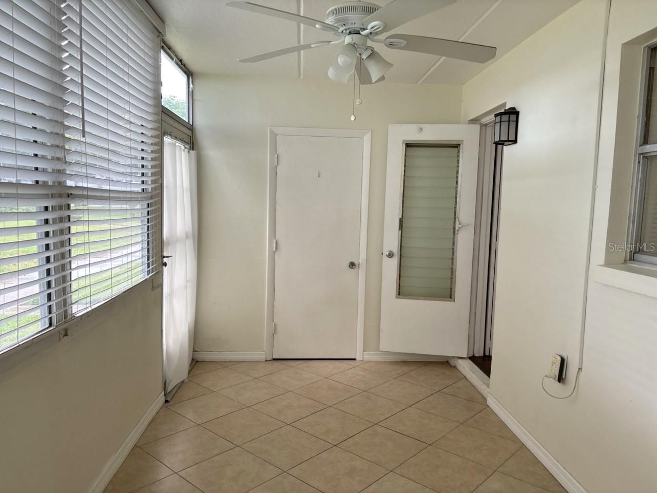1000 79th Avenue N, Unit 102, Saint Petersburg, FL 33702 Photo