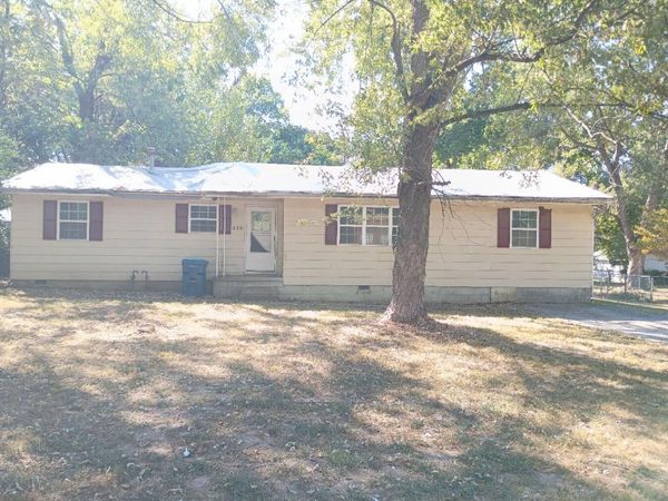 416 N Zinc Place , Carterville, MO 64835