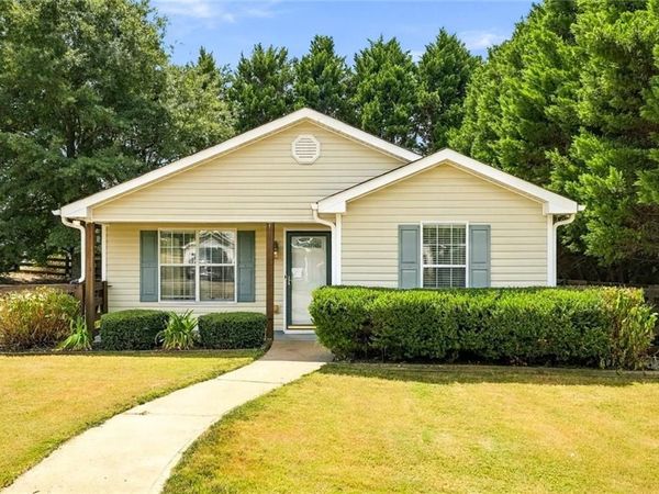 306 Dove Point , Social Circle, GA 30025