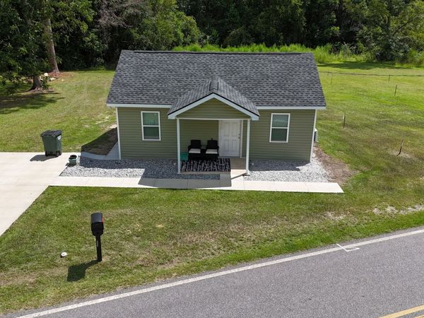 403 Auburn Road, Glennville, GA 30427
