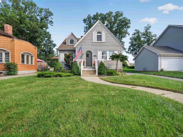 2013 Curdes Avenue, Fort Wayne, IN 46805