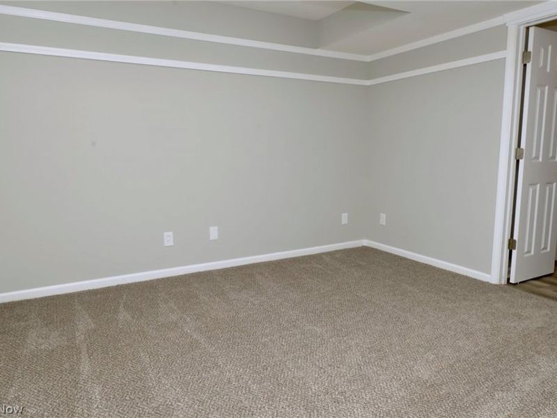 911 West Drive, Sheffield Lake, OH 44054 Photo 34
