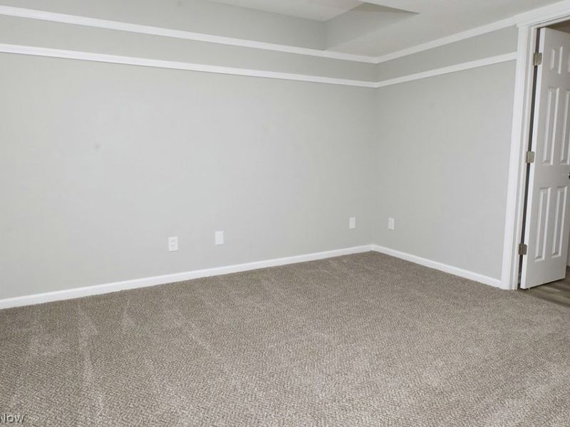911 West Drive, Sheffield Lake, OH 44054 Photo 9
