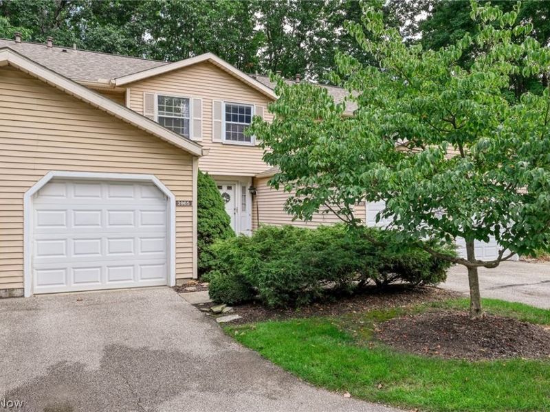 3965 Lake Run Boulevard, Stow, OH 44224 Photo 1