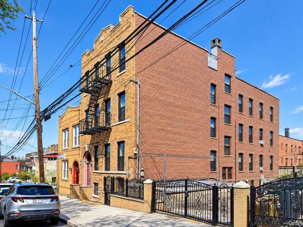 3018 Paulding Avenue , Bronx, NY 10469