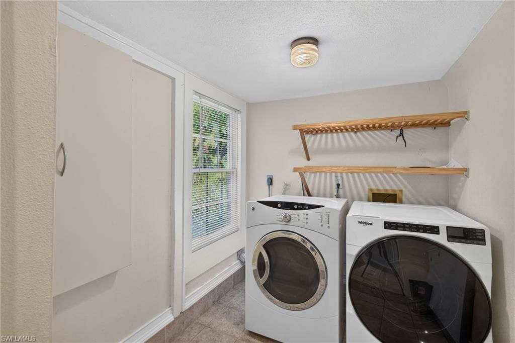 1460 Manuels Dr, Fort Myers, FL 33901 Photo