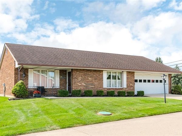 1011 Abington Place, Springfield, OH 45503