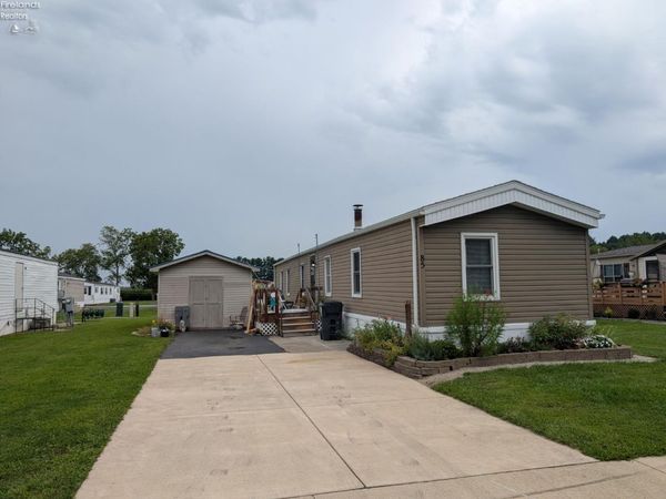 220 Maple Lane, Unit 85, Green Springs, OH 44836