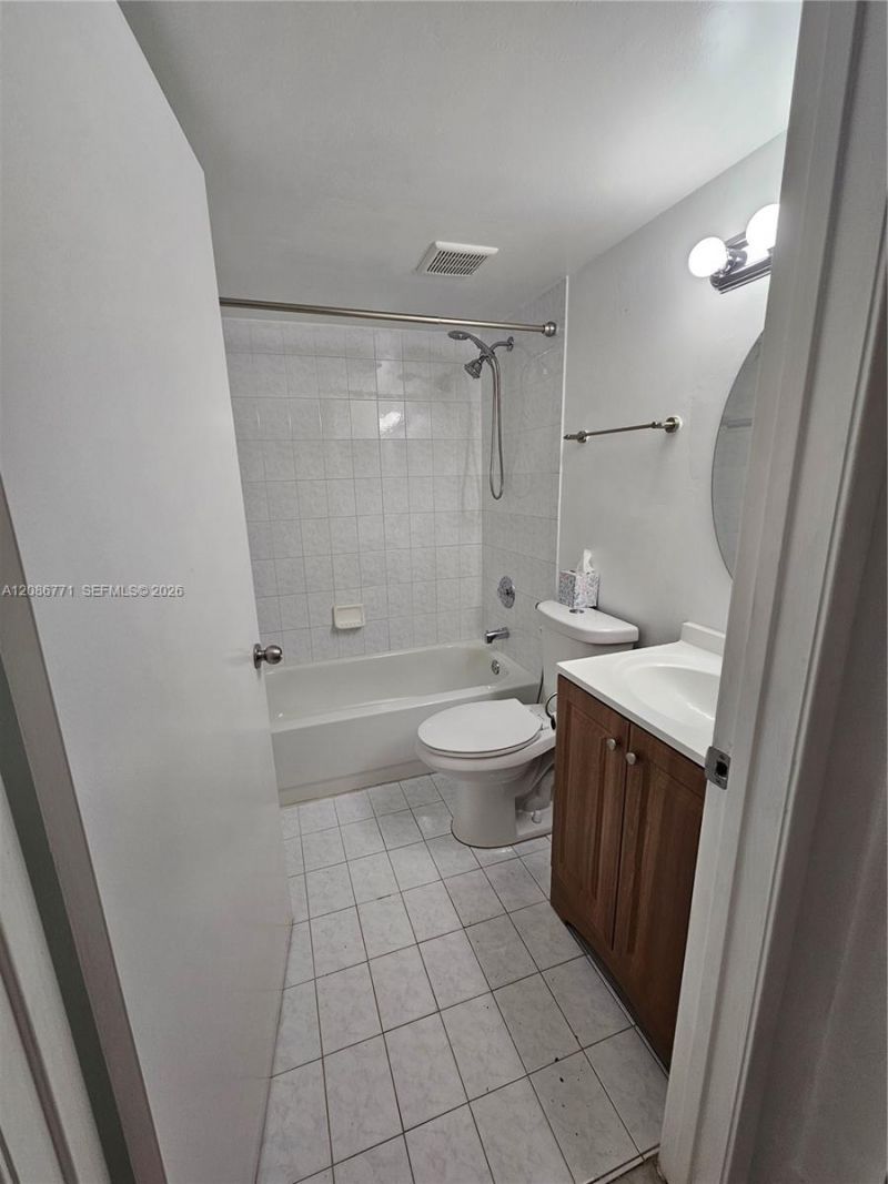 15385 SW 76th Ter, Unit 107, Miami, FL 33193 Photo