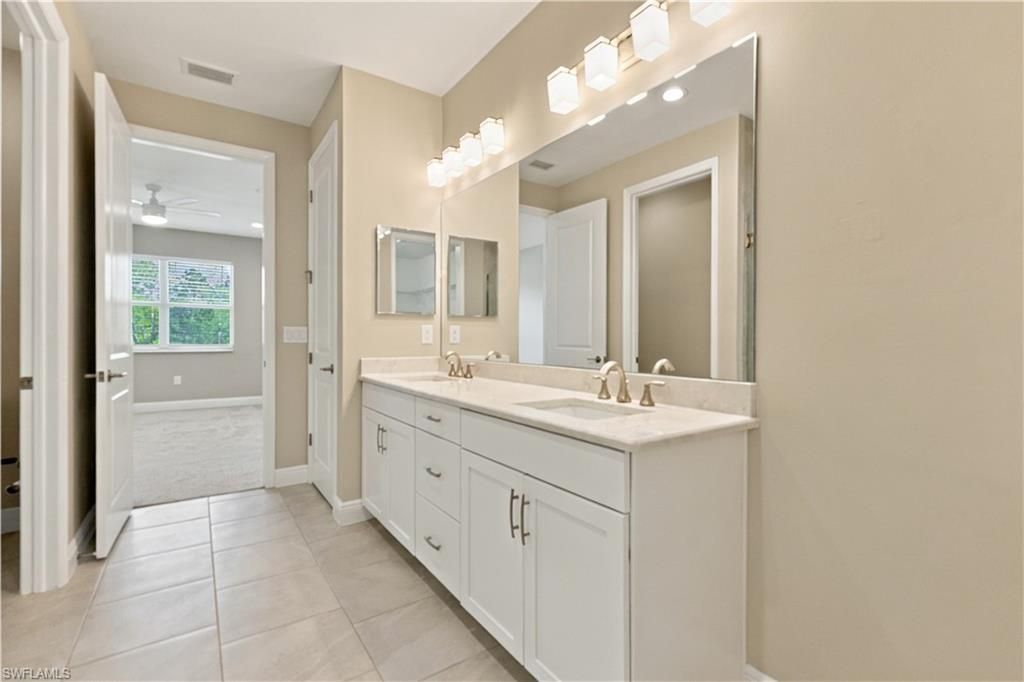 2626 Seychelles Cir, Unit 1405, Naples, FL 34112 Photo