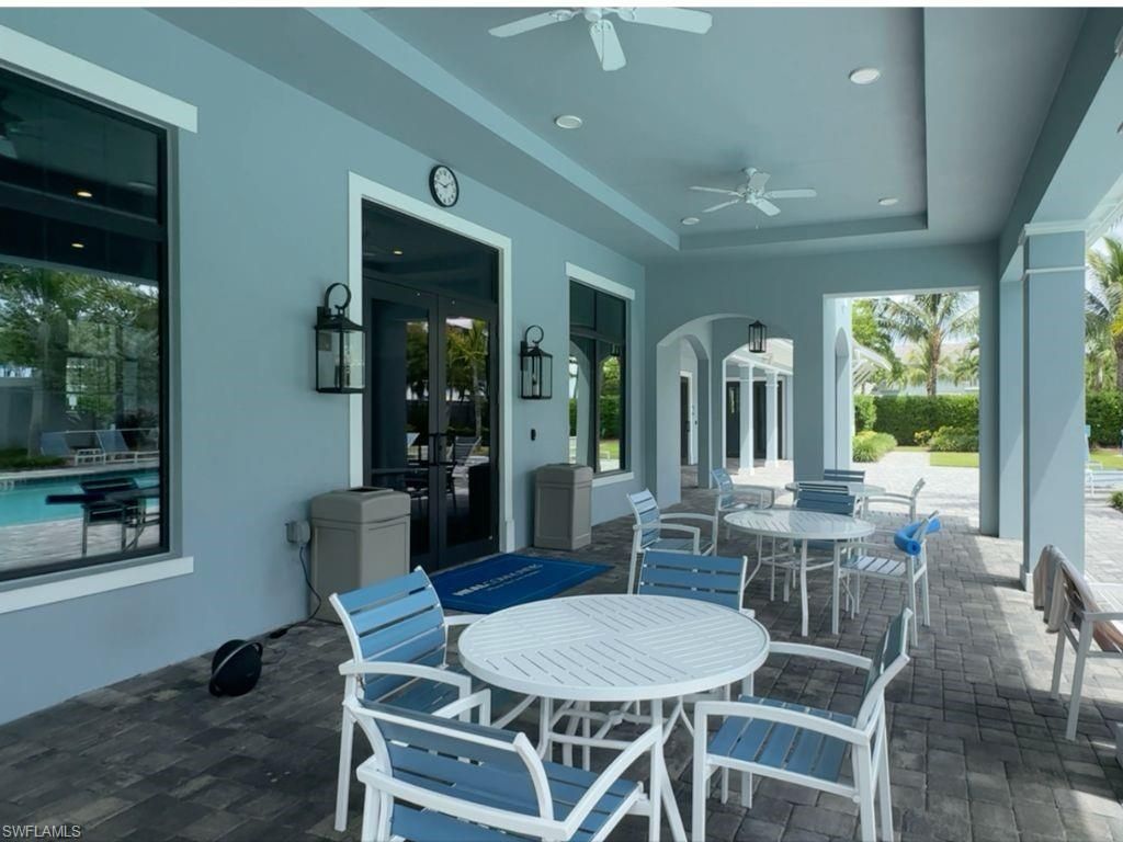 2626 Seychelles Cir, Unit 1405, Naples, FL 34112 Photo