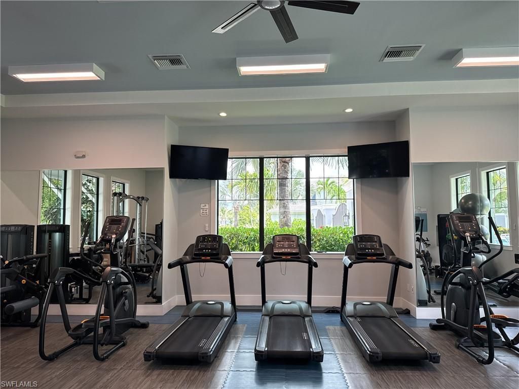 2626 Seychelles Cir, Unit 1405, Naples, FL 34112 Photo
