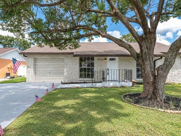 7645 ARLIGHT DRIVE, NEW PORT RICHEY, FL 34655
