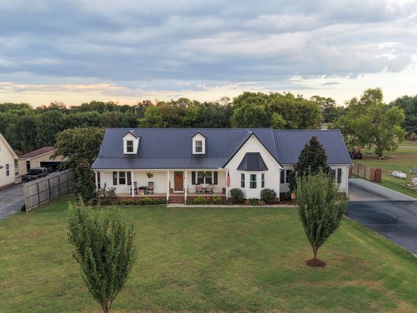 110 Rabbit Run , Bell Buckle, TN 37020