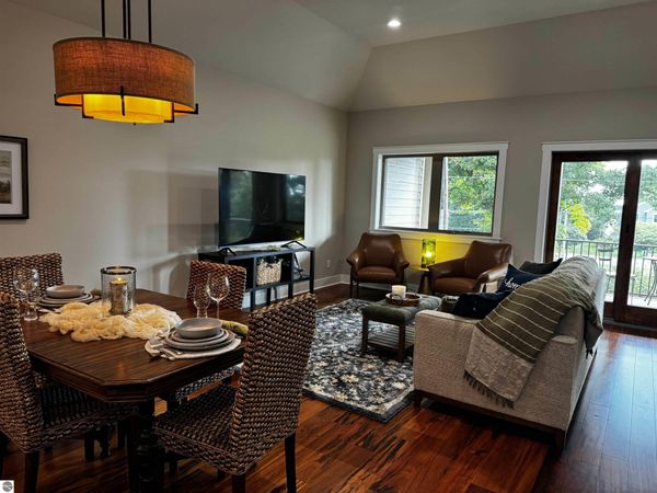 770 Waypoint Circle N, Unit 11, Suttons Bay, MI 49682