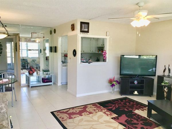 7 OAKRIDGE B, Unit 7, Deerfield Beach, FL 33442