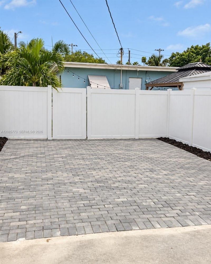 2315 Hope St, Hollywood, FL 33020 Photo