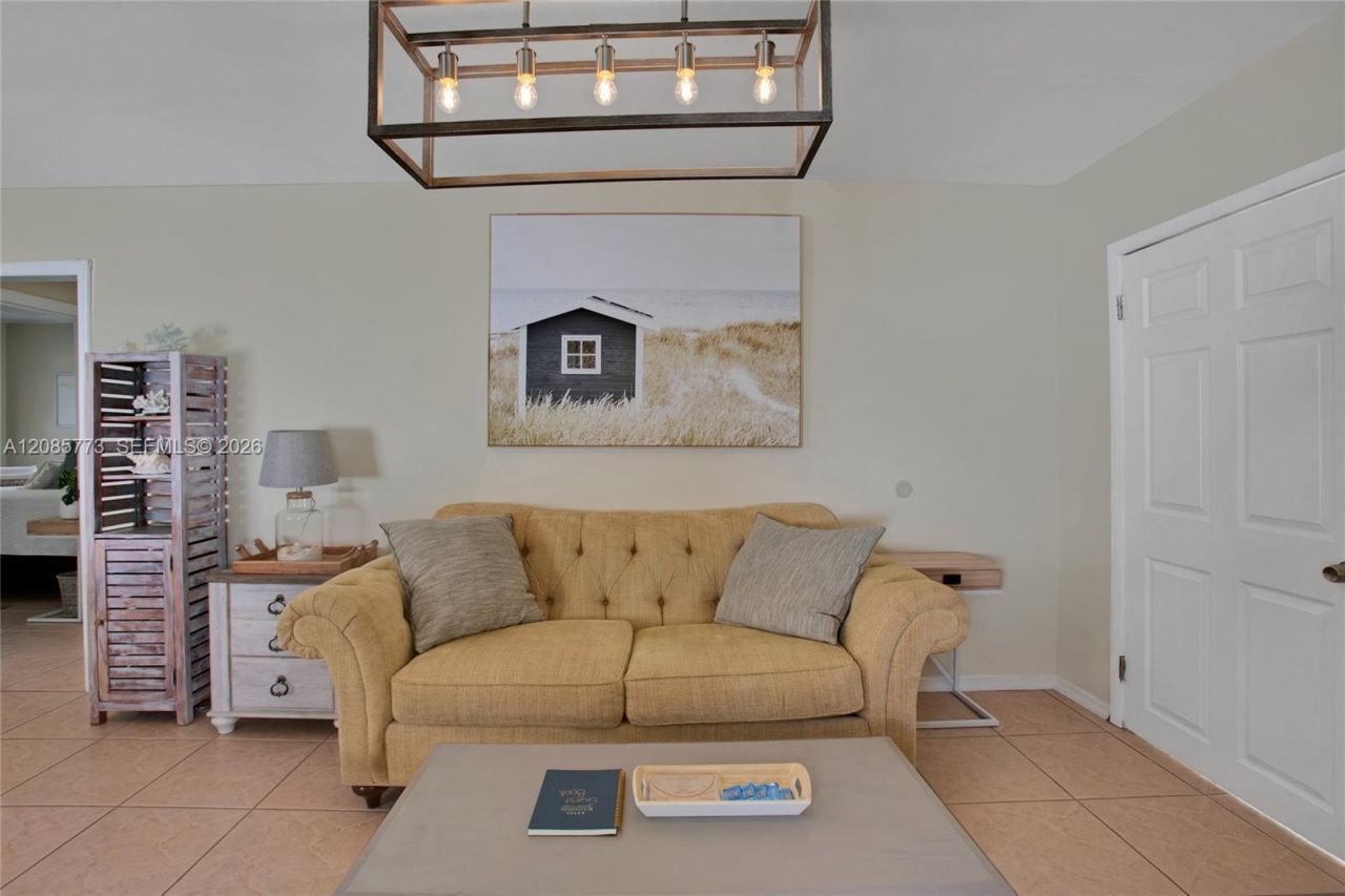 2315 Hope St, Hollywood, FL 33020 Photo