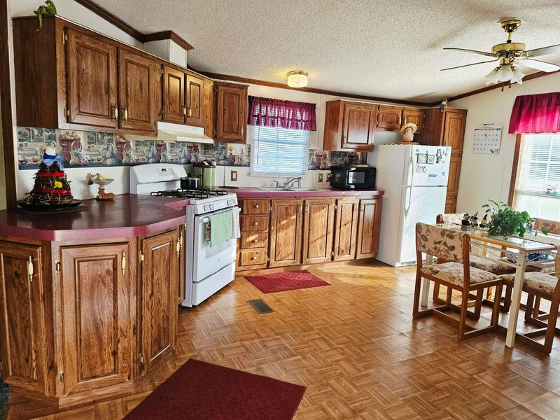 678 Robinson Road SE, Washington Court House, OH 43160 Photo 10