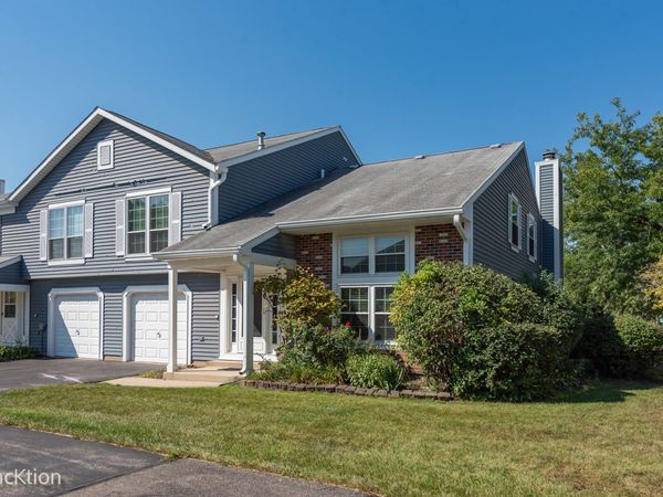 653 Pontiac Lane , Bolingbrook, IL 60440