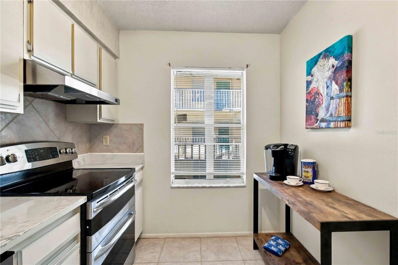 7294 Cloister Drive, Unit 23, Sarasota, FL 34231 Photo