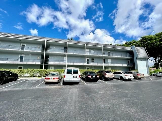 9351 Lime Bay Boulevard, Unit 215, Tamarac, FL 33321 Photo