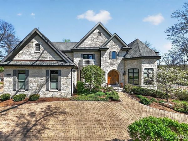 10600 Country View Drive Drive , Creve Coeur, MO 63141