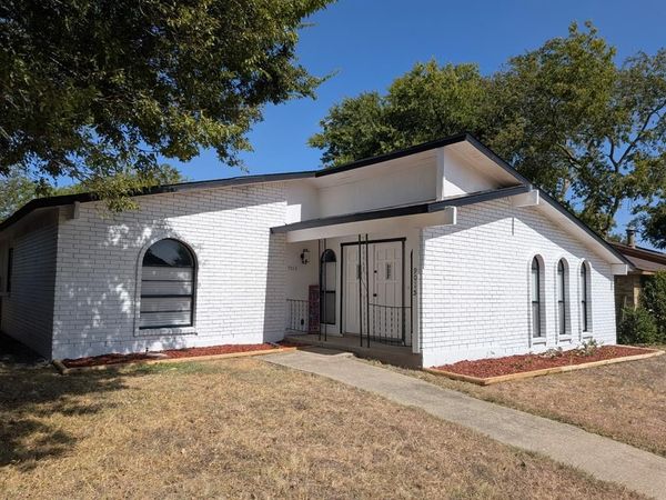 9015 High Plain Lane, Dallas, TX 75249