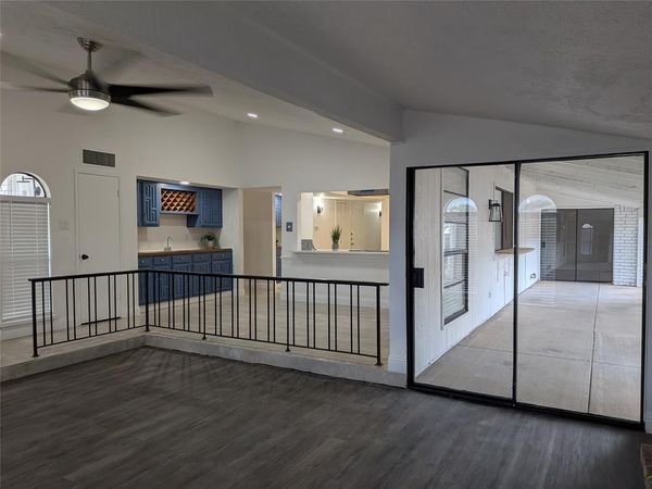 9015 High Plain Lane , Dallas, TX 75249