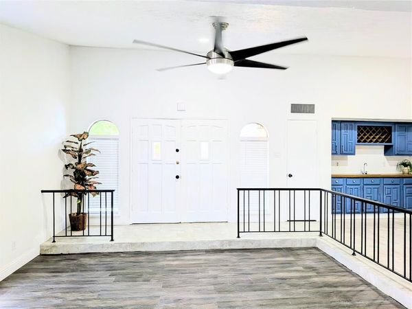 9015 High Plain Lane , Dallas, TX 75249