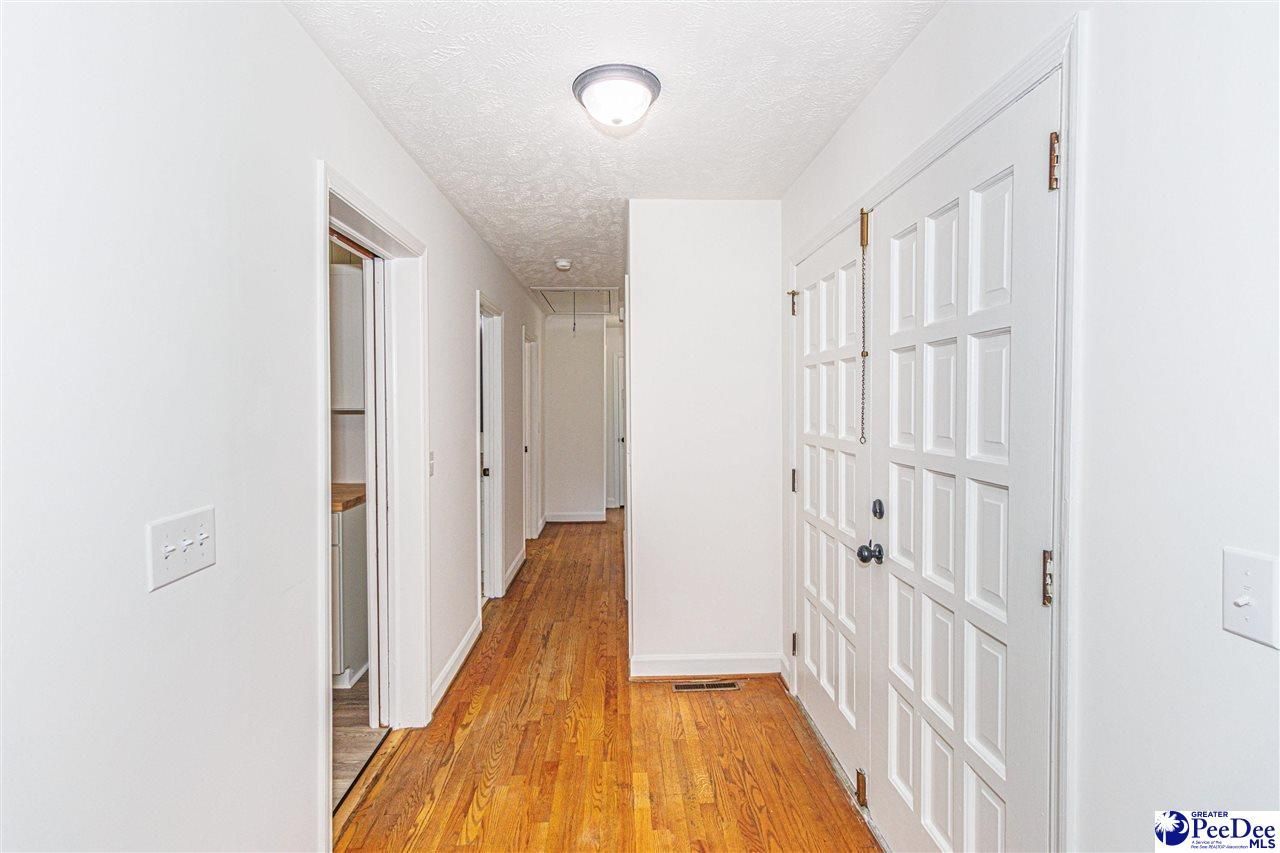 302 Cleveland St Photo 12