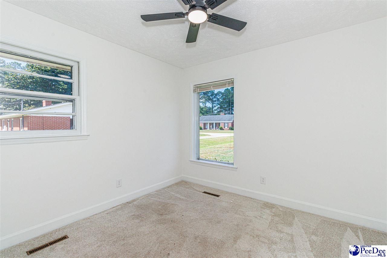 302 Cleveland St Photo 28