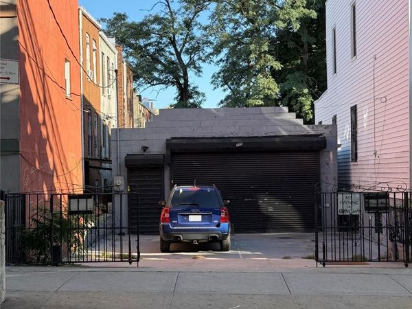 775 Livonia Avenue , Brooklyn, NY 11207