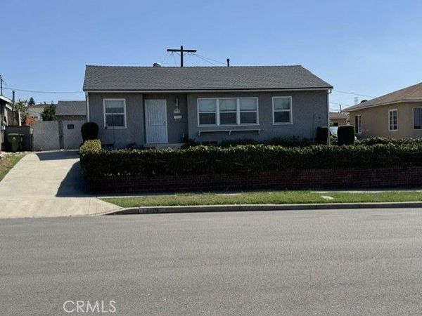 13708 S Menlo, Gardena, CA 90247