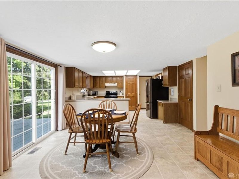 20 Robinglen Court, Springboro, OH 45066 Photo 13