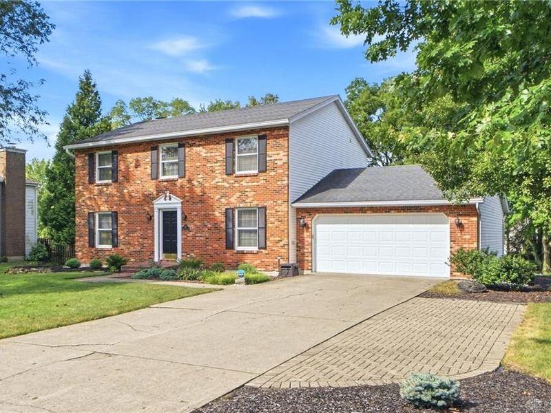 20 Robinglen Court, Springboro, OH 45066 Photo 2