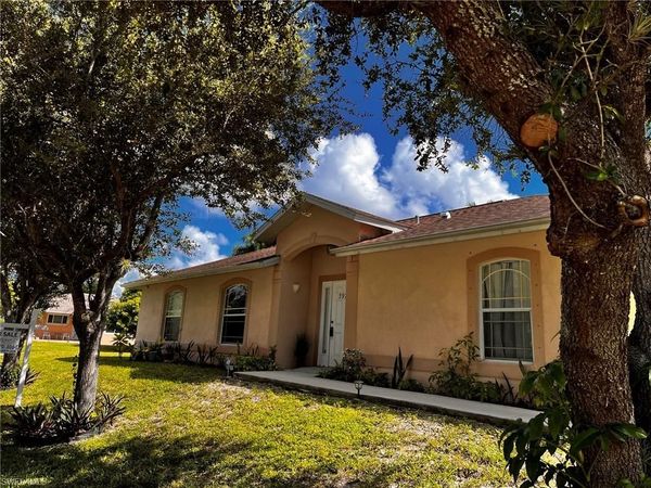 3920 10th ST N, NAPLES, FL 34103