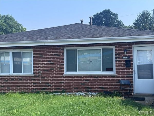 10794 Tropic Drive , St Ann, MO 63074