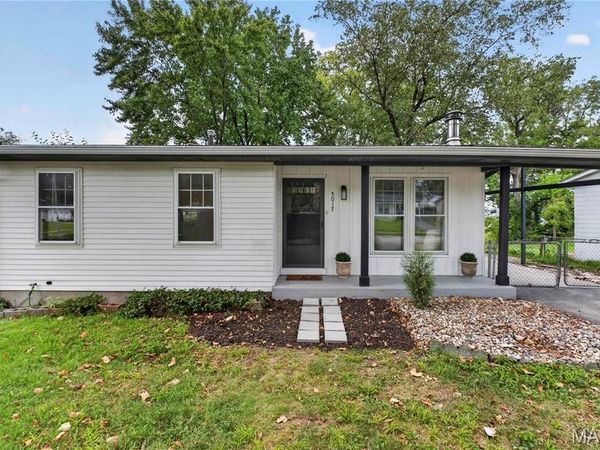 5017 Tulip Tree Lane, Hazelwood, MO 63042