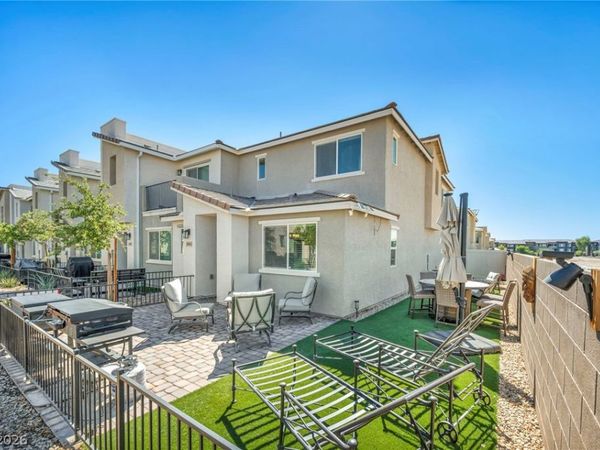 2594 Canary Yellow Court, North Las Vegas, NV 89086