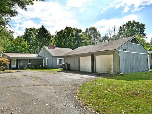 927 Howland Wilson Road SE, Warren, OH 44484