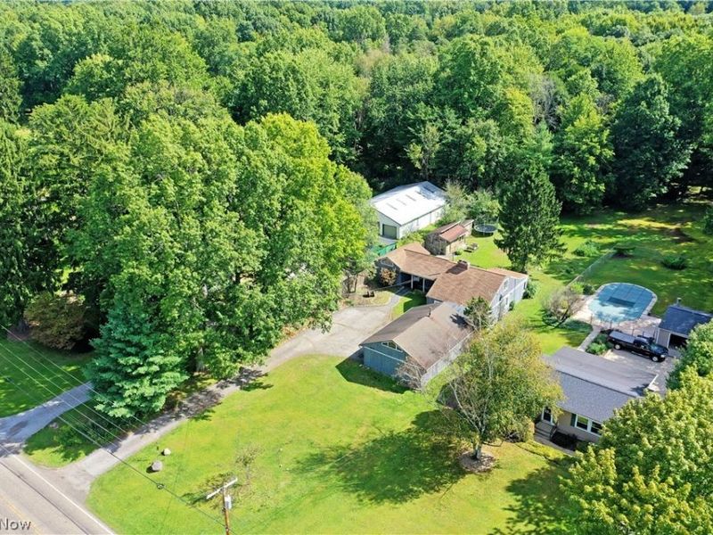 927 Howland Wilson Road SE, Warren, OH 44484 Photo 11