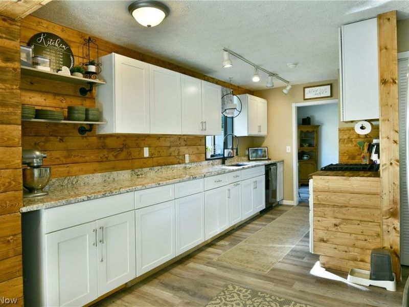 927 Howland Wilson Road SE, Warren, OH 44484 Photo 23