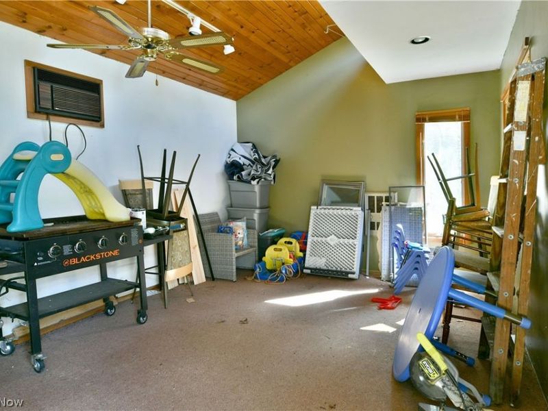 927 Howland Wilson Road SE, Warren, OH 44484 Photo 49
