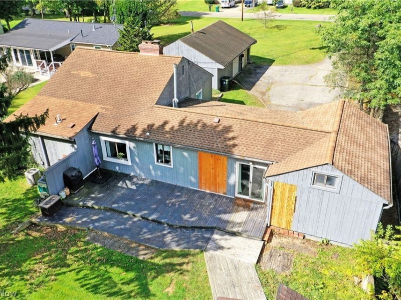 927 Howland Wilson Road SE, Warren, OH 44484 Photo 6
