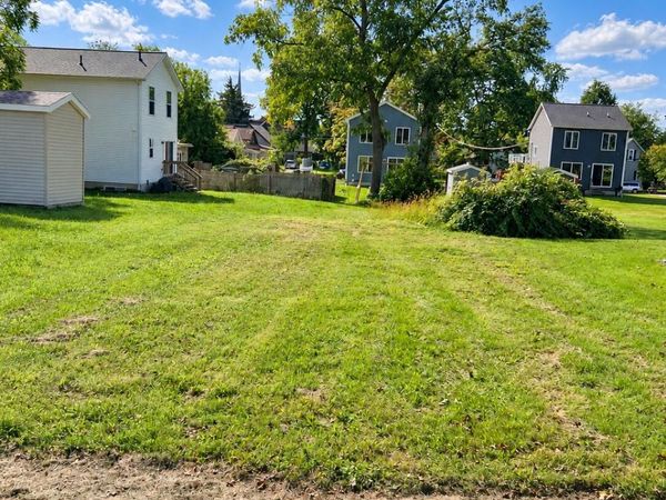 704 Irving Street, Jackson, MI 49202